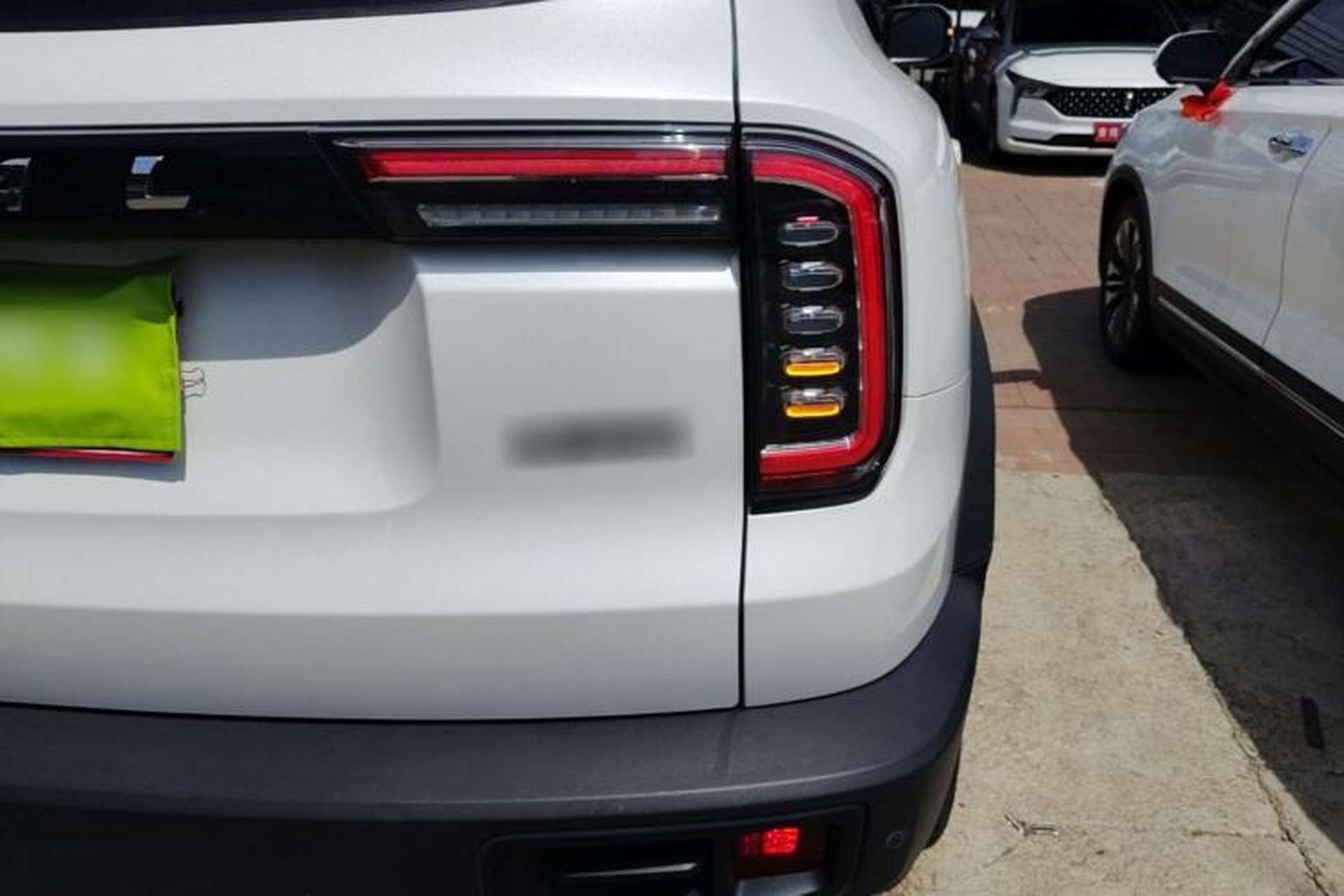 Used Haval DARGO 2021 1.5T DCT Two-Wheel Drive "Mǎquǎn" Edition Right Rear Taillight