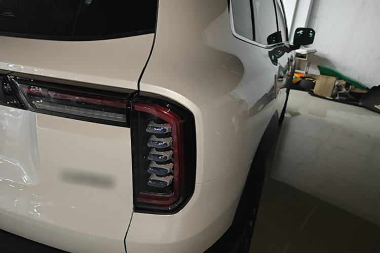 Used Haval DARGO 2021 1.5T DCT Two-Wheel Drive Border Collie - Wangcai Edition Right Rear Taillight