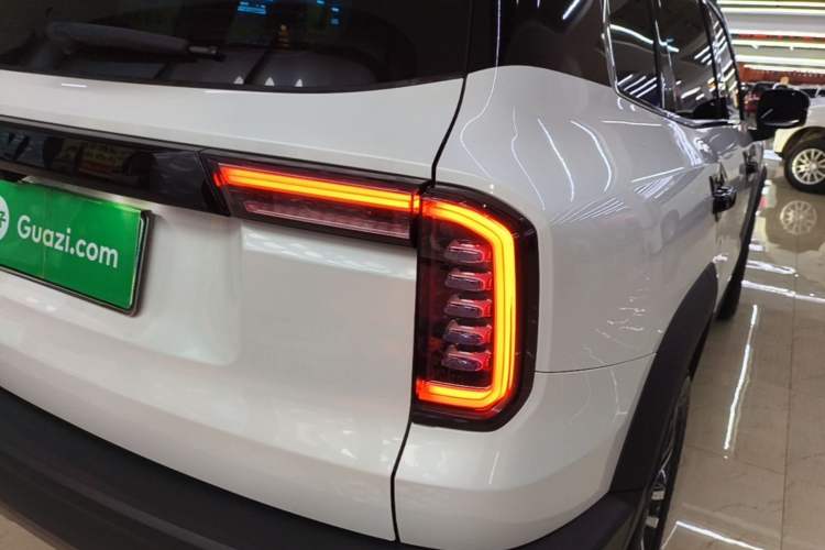Used Haval DARGO 2021 1.5T DCT Two-Wheel Drive Border Collie - Wangcai Edition Right Rear Taillight