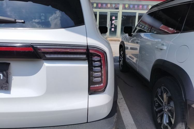 Used Haval DARGO 2021 1.5T DCT Two-Wheel Drive Border Collie Edition Right Rear Taillight