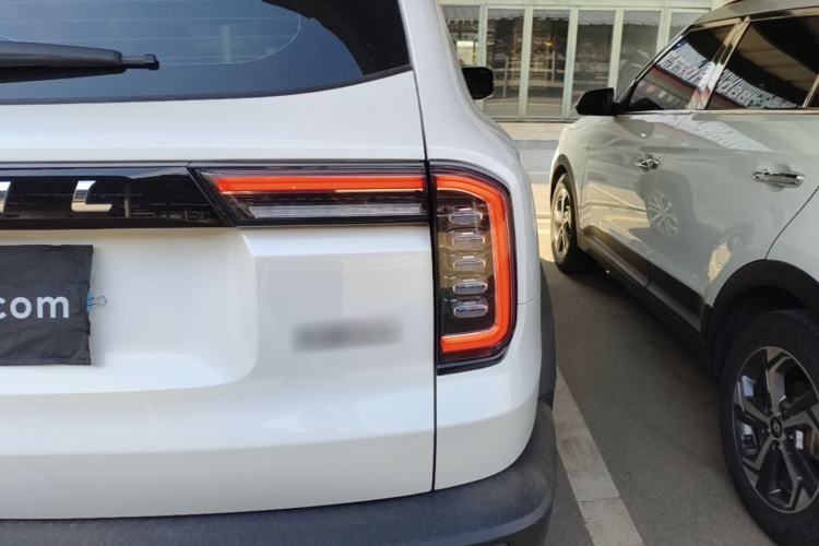 Used Haval DARGO 2021 1.5T DCT Two-Wheel Drive Border Collie Edition Right Rear Taillight