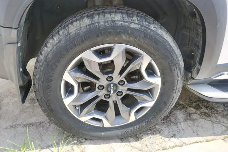 Used Haval DARGO 2021 Revised Version 2.0T DCT Four-Wheel Drive "Hao Tian Que" Edition Right Rear Wheel Hub