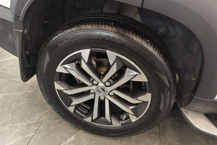 Used Haval DARGO 2021 1.5T DCT Two-Wheel Drive "Mǎquǎn" Edition Right Rear Wheel Hub
