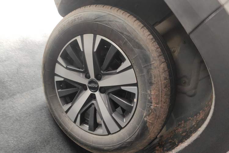 Used Haval DARGO 2021 1.5T DCT Two-Wheel Drive Labrador Edition Right Rear Wheel Hub