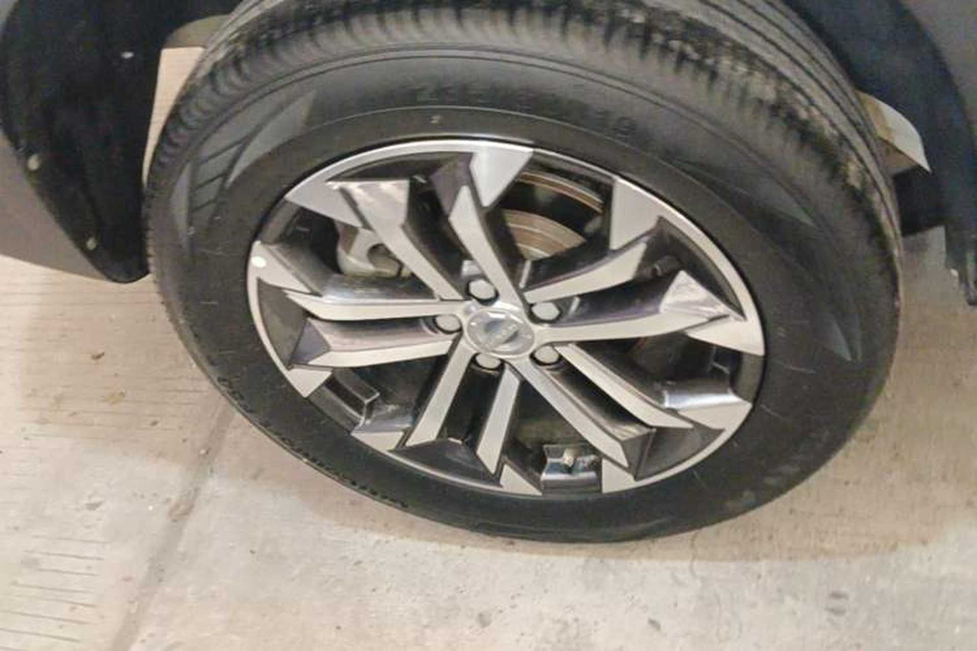 Used Haval DARGO 2021 1.5T DCT Two-Wheel Drive Border Collie Edition Right Rear Wheel Hub