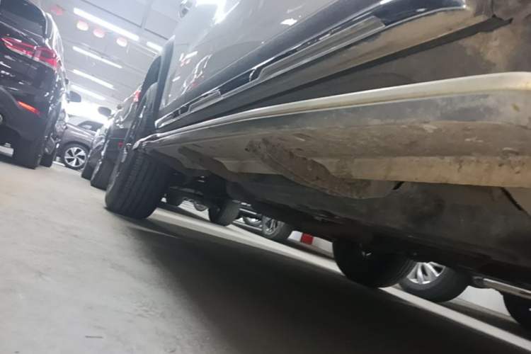 Used Haval DARGO 2021 2.0T DCT 4x4 Chinese Rural Dog Edition Right Side Sill