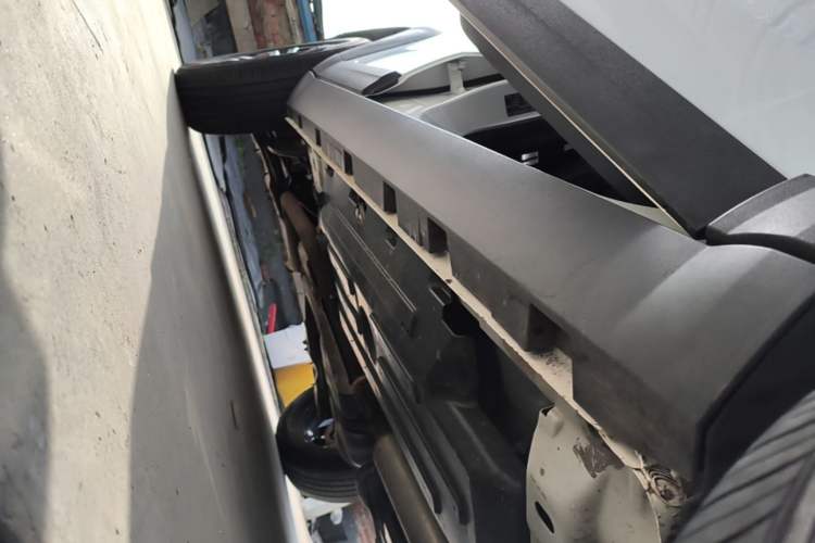Used Haval DARGO 2021 1.5T DCT Two-Wheel Drive Border Collie Edition Right Side Sill