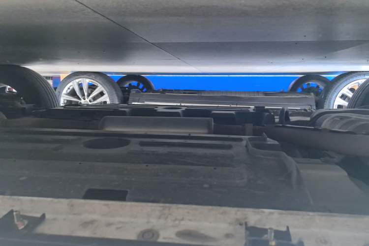 Used Haval DARGO 2021 1.5T DCT Two-Wheel Drive "Mǎquǎn" Edition Right Side Sill
