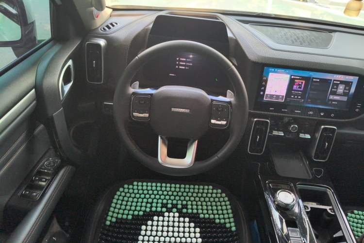 Used Haval DARGO 2021 1.5T DCT Two-Wheel Drive "Mǎquǎn" Edition Steering Wheel