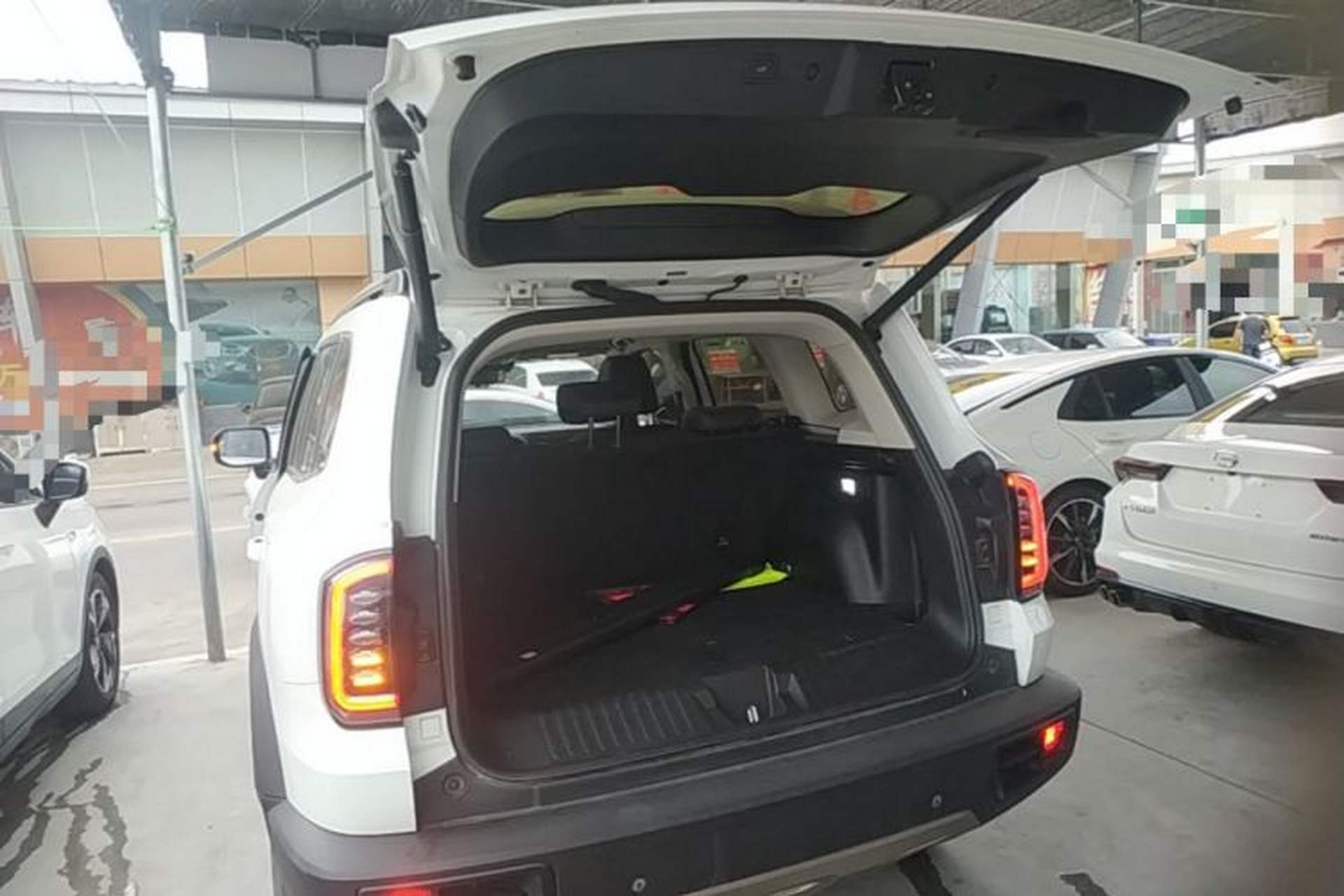 Used Haval DARGO 2021 1.5T DCT Two-Wheel Drive Border Collie Edition Trunk