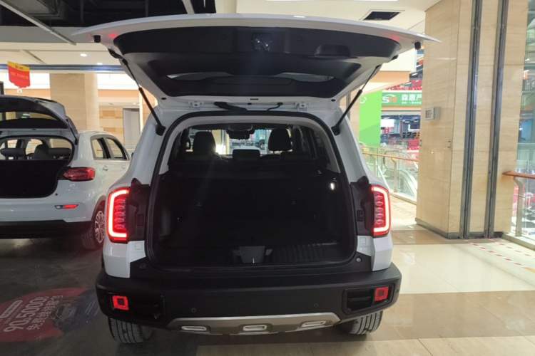 Used Haval DARGO 2021 1.5T DCT Two-Wheel Drive Border Collie - Wangcai Edition Trunk