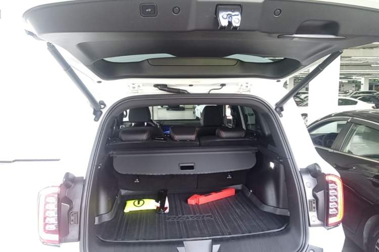 Used Haval DARGO 2021 2.0T DCT All-Wheel-Drive "Hao Tian Quan" Edition Trunk