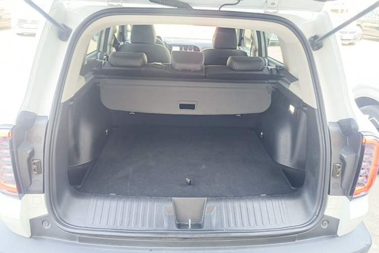 Used Haval DARGO 2021 1.5T DCT Two-Wheel Drive "Wangcai" Edition Trunk