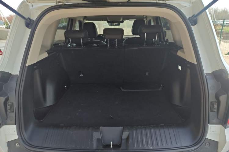 Used Haval DARGO 2021 1.5T DCT Two-Wheel Drive Labrador Edition Trunk
