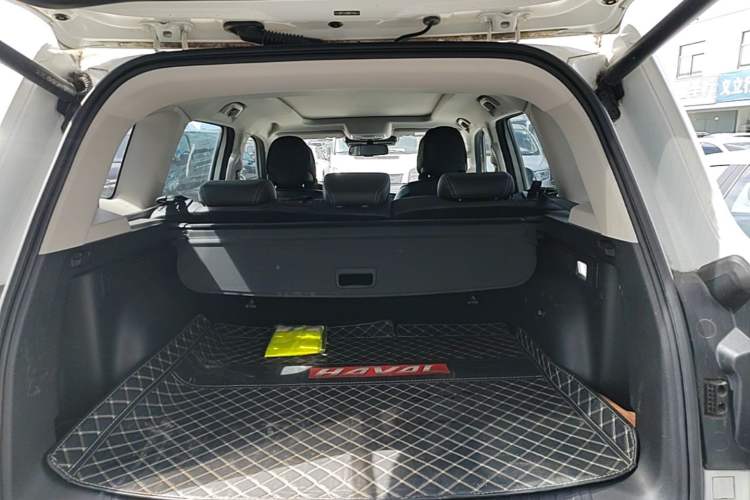 Used Haval DARGO 2021 Revised Version 1.5T DCT Two-Wheel Drive "Mǎquǎn" Edition Trunk