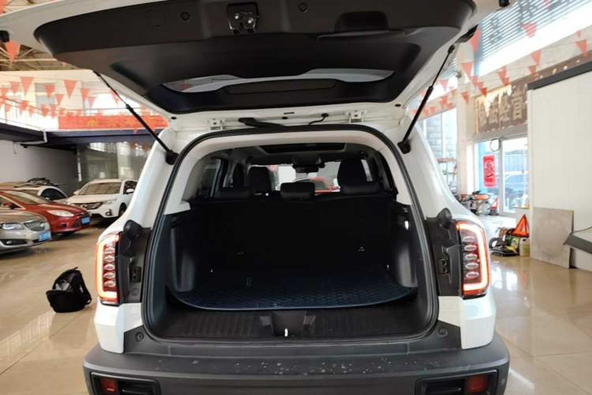 Used Haval DARGO 2021 1.5T DCT Two-Wheel Drive Labrador Edition Trunk