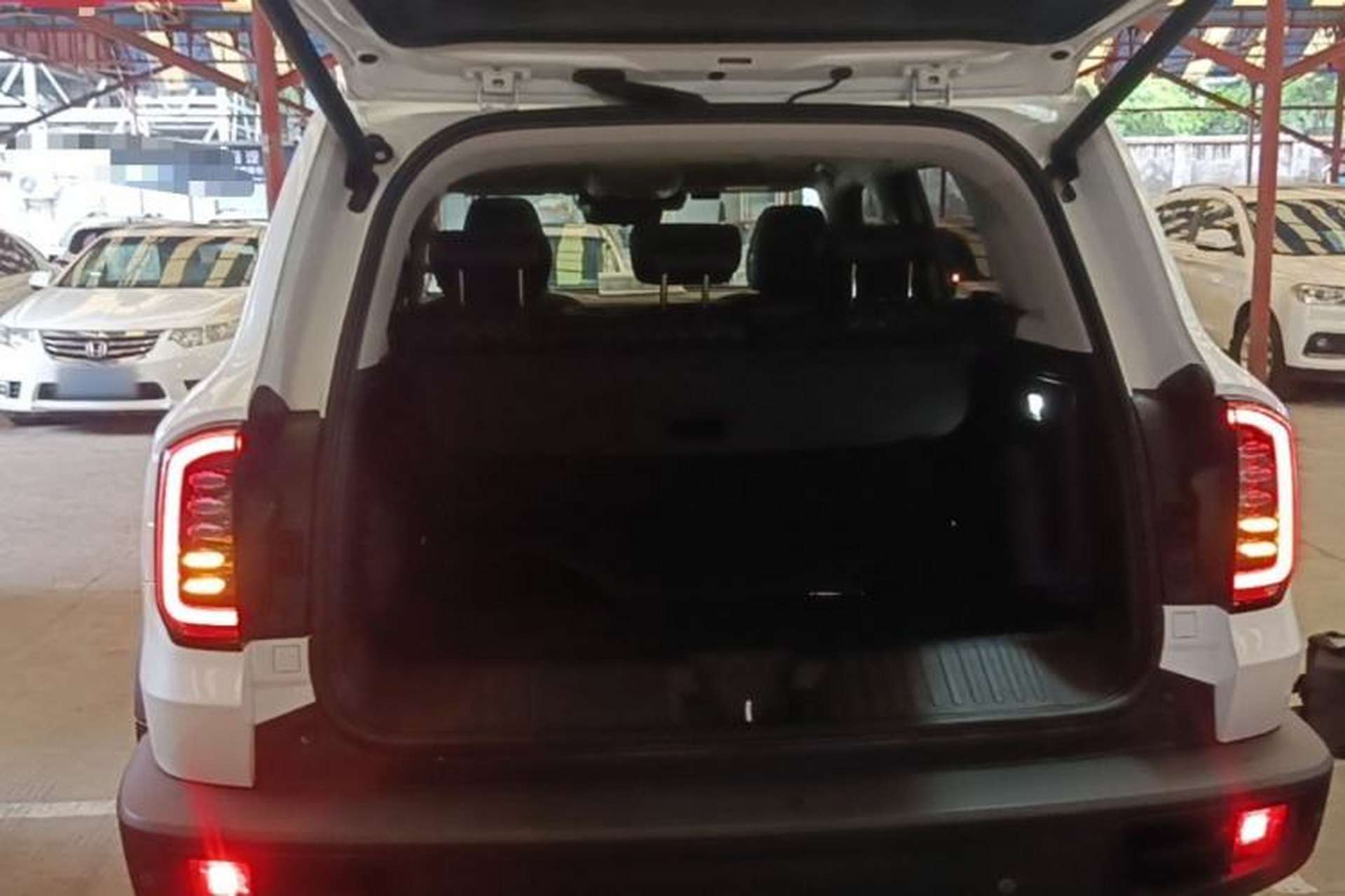 Used Haval DARGO 2021 1.5T DCT Two-Wheel Drive Border Collie Edition Trunk