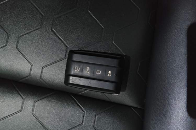 Used Haval DARGO 2021 1.5T DCT Two-Wheel Drive Labrador Edition Vehicle Key