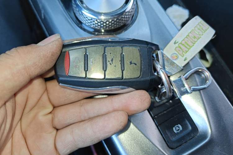 Used Haval DARGO 2021 1.5T DCT Two-Wheel Drive Labrador Edition Vehicle Key
