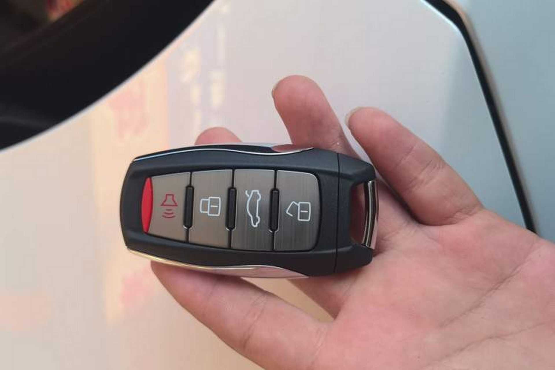 Used Haval DARGO 2021 2.0T DCT Two-Wheel Drive Chinese Mastiff Edition Vehicle Key