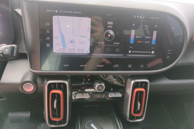 Used Haval DARGO 2021 1.5T DCT Two-Wheel Drive Border Collie Edition Audio And AC Panel