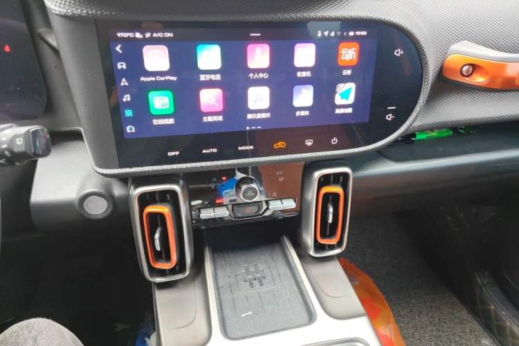 Used Haval DARGO 2021 1.5T DCT Two-Wheel Drive Labrador Edition Audio And AC Panel