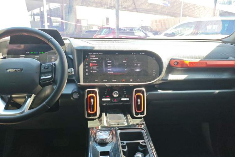 Used Haval DARGO 2021 2.0T DCT 4x4 Chinese Rural Dog Edition Audio And AC Panel