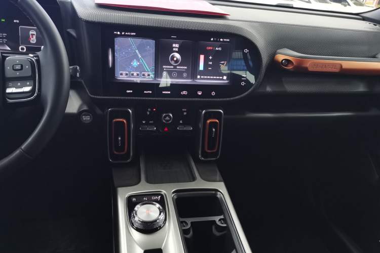 Used Haval DARGO 2021 1.5T DCT Two-Wheel Drive Labrador Edition Audio And AC Panel