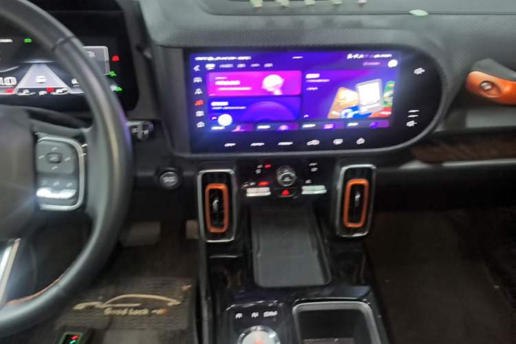 Used Haval DARGO 2021 1.5T DCT Two-Wheel Drive "Mǎquǎn" Edition Audio And AC Panel