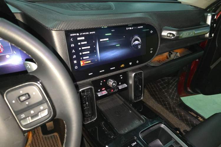 Used Haval DARGO 2021 1.5T DCT Two-Wheel Drive "Mǎquǎn" Edition Audio And AC Panel