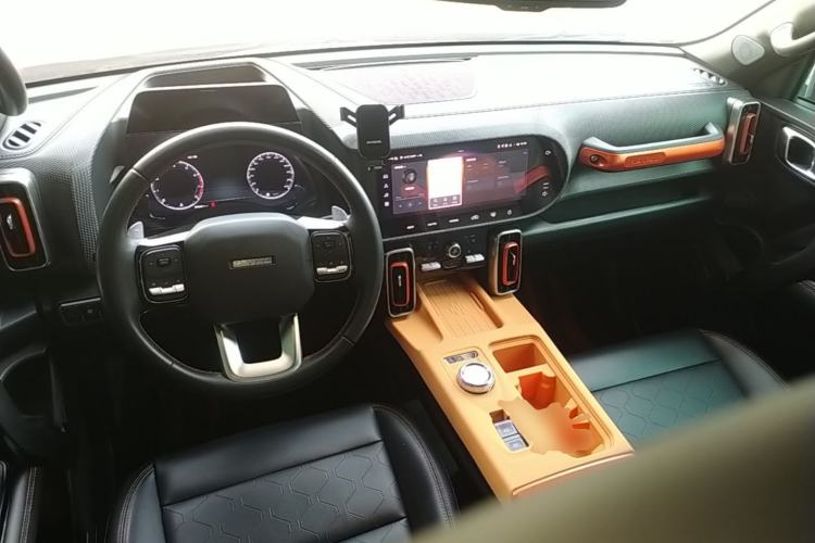Used Haval DARGO 2021 1.5T DCT Two-Wheel Drive "Mǎquǎn" Edition Center Console