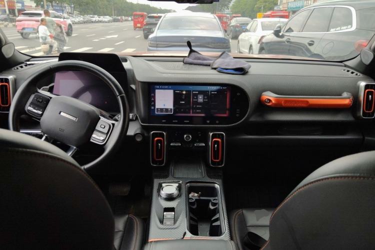 Used Haval DARGO 2021 1.5T DCT Two-Wheel Drive "Mǎquǎn" Edition Center Console