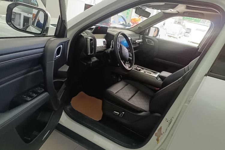Used Haval DARGO 2021 1.5T DCT Two-Wheel Drive Labrador Edition Driver Seat