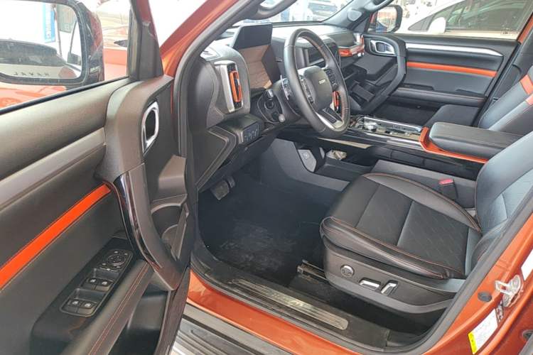 Used Haval DARGO 2021 1.5T DCT Two-Wheel Drive "Mǎquǎn" Edition Driver Seat