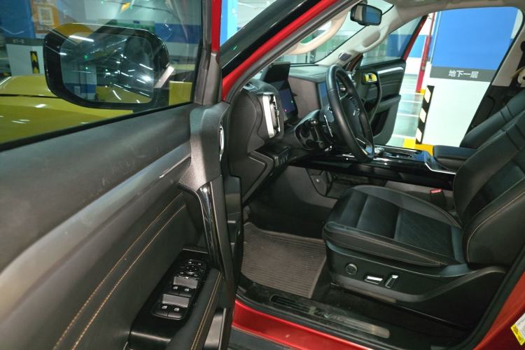Used Haval DARGO 2021 1.5T DCT Two-Wheel Drive "Mǎquǎn" Edition Driver Seat