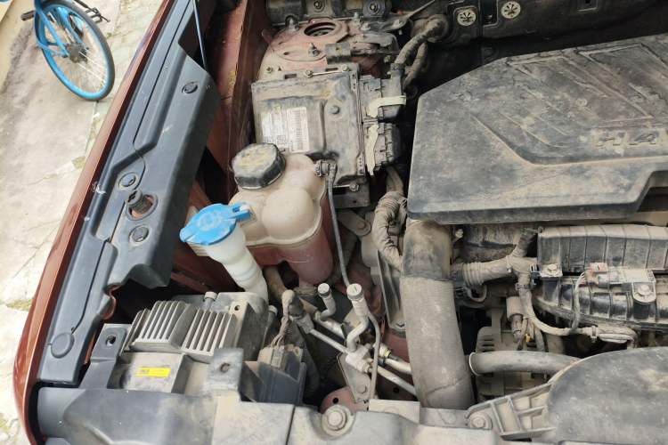 Used Haval DARGO 2021 1.5T DCT Two-Wheel Drive "Mǎquǎn" Edition Engine Bay Right