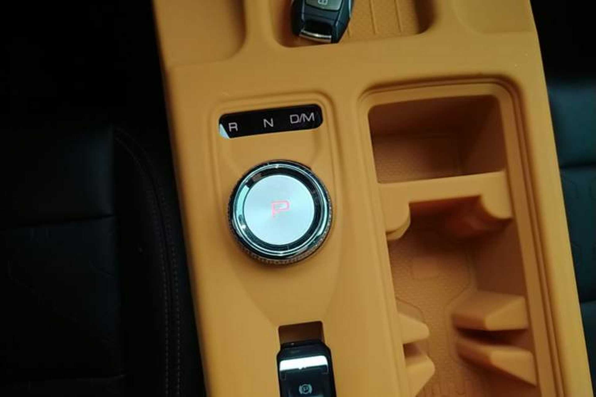 Used Haval DARGO 2021 1.5T DCT Two-Wheel Drive "Mǎquǎn" Edition Gear Lever