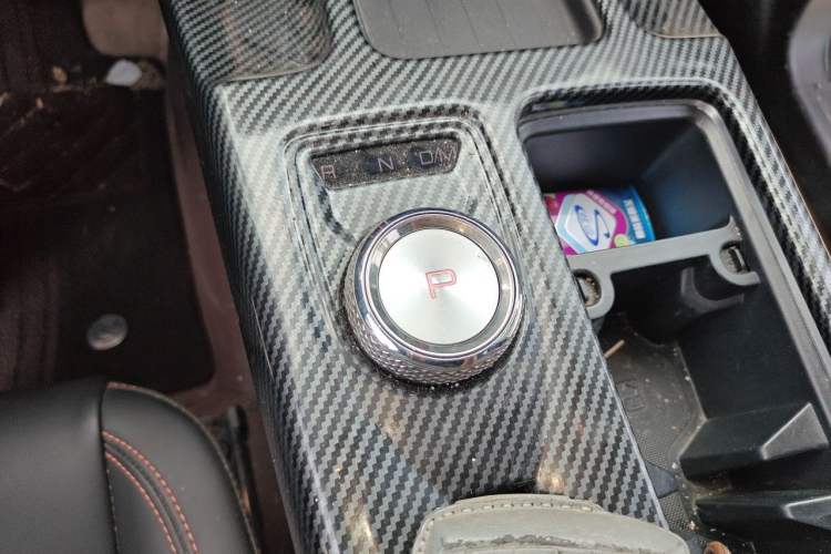 Used Haval DARGO 2021 2.0T DCT 4x4 Chinese Rural Dog Edition Gear Lever