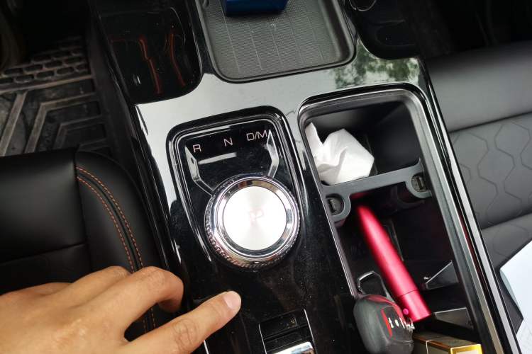 Used Haval DARGO 2021 1.5T DCT Two-Wheel Drive Border Collie - Wangcai Edition Gear Lever