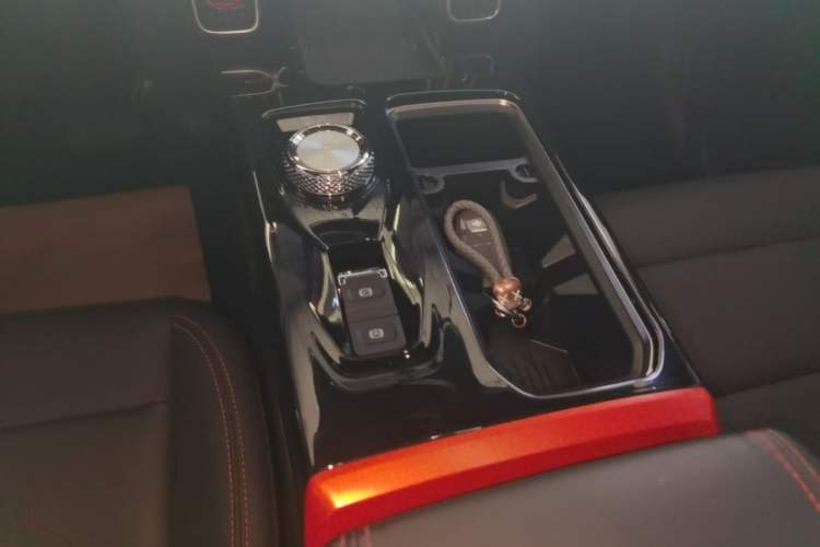 Used Haval DARGO 2021 1.5T DCT Two-Wheel Drive Border Collie Edition Gear Lever