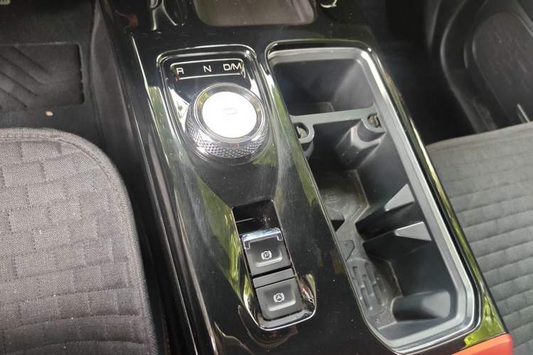 Used Haval DARGO 2021 1.5T DCT Two-Wheel Drive Border Collie Edition Gear Lever