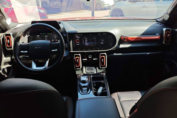 Used Haval DARGO 2021 2.0T DCT 4x4 Chinese Rural Dog Edition Interior 2