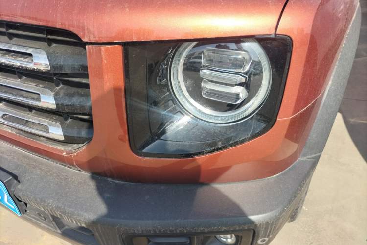 Used Haval DARGO 2021 1.5T DCT Two-Wheel Drive Border Collie Edition Left Front Headlight