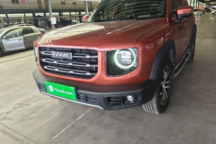 Used Haval DARGO 2021 2.0T DCT Two-Wheel Drive Chinese Mastiff Edition Left Front Headlight