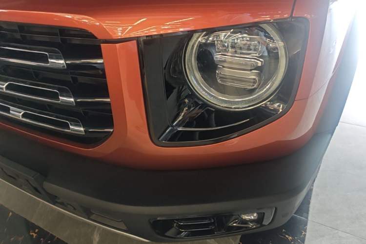 Used Haval DARGO 2021 2.0T DCT 4x4 Chinese Rural Dog Edition Left Front Headlight