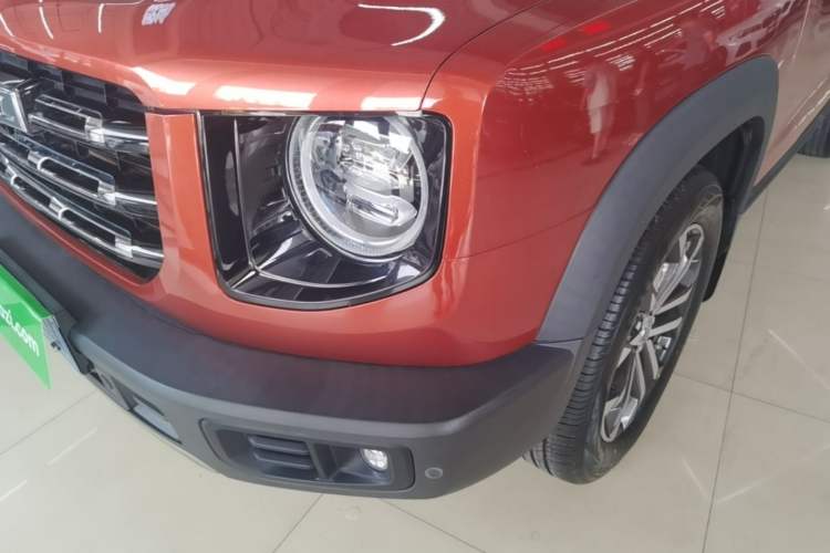 Used Haval DARGO 2021 1.5T DCT Two-Wheel Drive Border Collie Edition Left Front Headlight