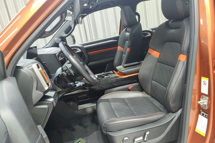 Used Haval DARGO 2021 2.0T DCT 4x4 Chinese Rural Dog Edition Left Front Seat