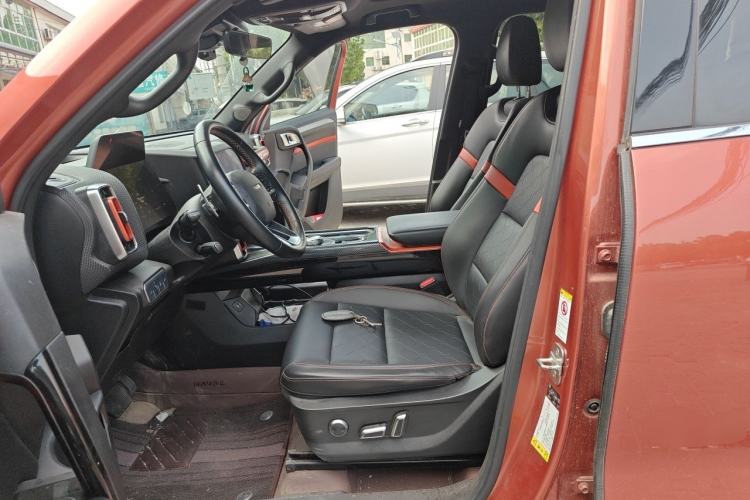 Used Haval DARGO 2021 2.0T DCT 4x4 Chinese Rural Dog Edition Left Front Seat