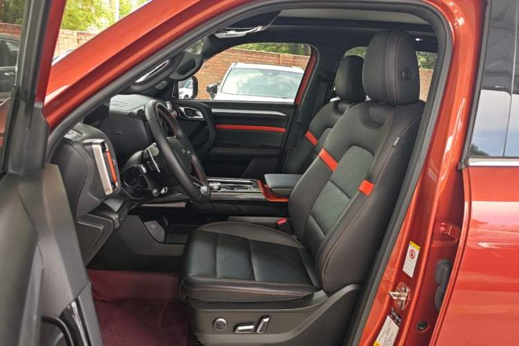 Used Haval DARGO 2021 2.0T DCT Two-Wheel Drive Chinese Mastiff Edition Left Front Seat