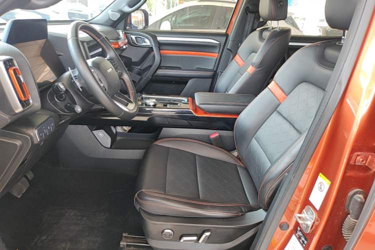 Used Haval DARGO 2021 1.5T DCT Two-Wheel Drive "Mǎquǎn" Edition Left Front Seat